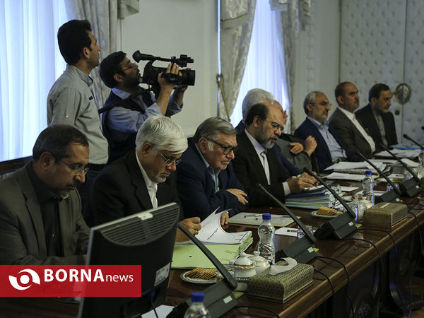 جلسه شورای عالی انقلاب فرهنگی