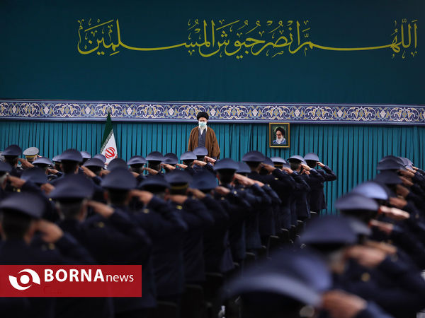 دیدار فرماندهان و کارکنان نیروی هوایی و پدافند هوایی ارتش با رهبر انقلاب
