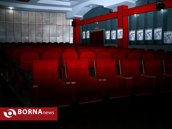 نشست خبری فیلم"اتاق تاریک" در سینما مهر آبادان