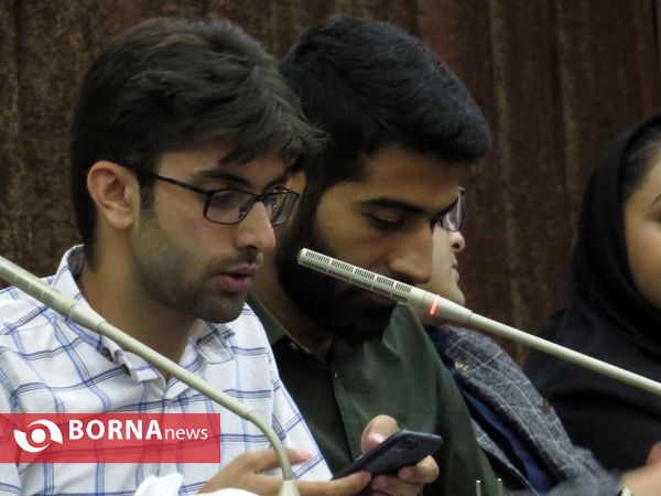پنجمین نشست دانشجویی "موذن در خواب"