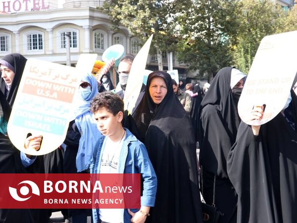 راهپیمایی ۱۳ آبان - رشت
