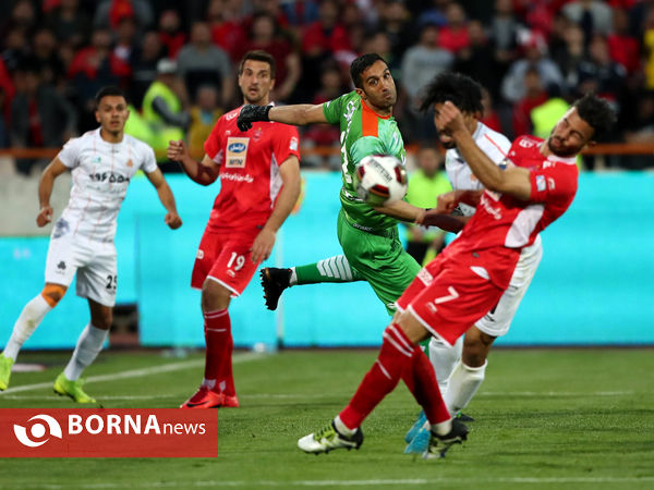 دیدار تیم های پرسپولیس تهران - سایپا