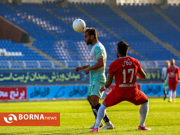 دیدار تیم های شهرخودرو مشهد و سایپا تهران