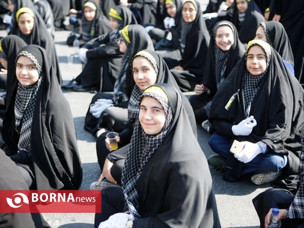 رژه نیروی های مسلح شهرستان قدس