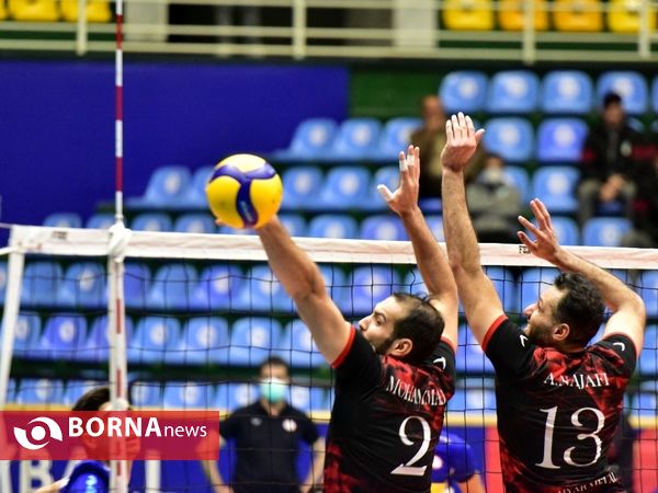 دیدار تیم های والیبال آذرباتری ارومیه و راه یاب ملل مریوان
