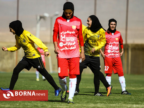 نبرد بانوان ورزشکار اصفهان برای کسب موفقیت
