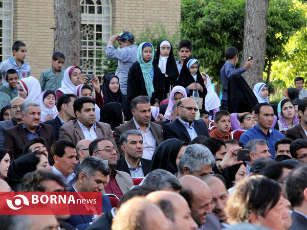 جشنواره گلستان خوانی دانش آموزان  استان فارس