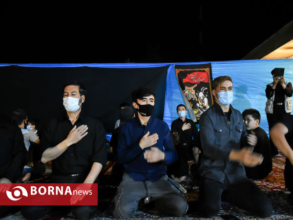 عزاداری شب عاشورای حسینی (ع) مهاجرین افغانی مقیم اراک