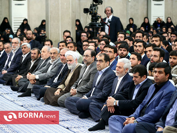 دیدار شرکت‌کنندگان در نهمین همایش ملی نخبگان فردا با رهبر انقلاب
