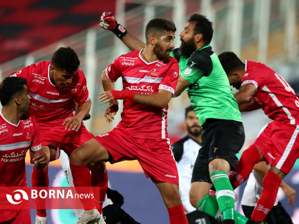 دیدار تیم های فوتبال  پرسپولیس - هوادار