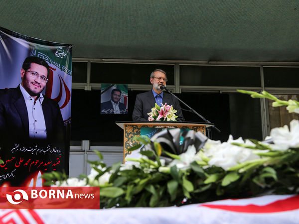 تشییع پیکر نماینده منتخب مردم مراغه و عجب‌شیر از مقابل مجلس