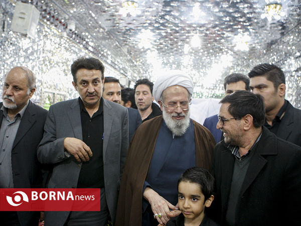 مراسم یادبود شهدا در امامزاده صالح