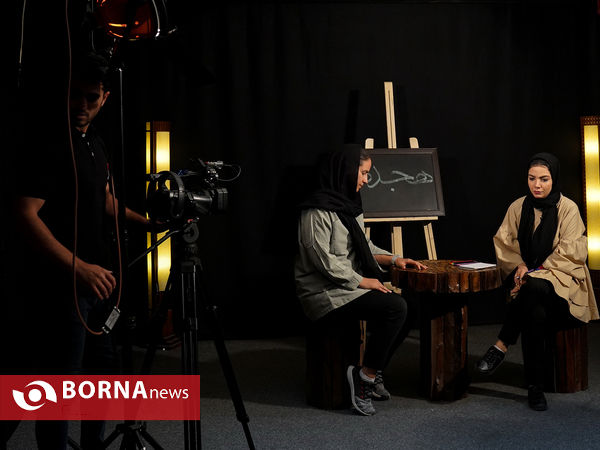 حضور نیلوفر اردلان در خبرگزاری برنا