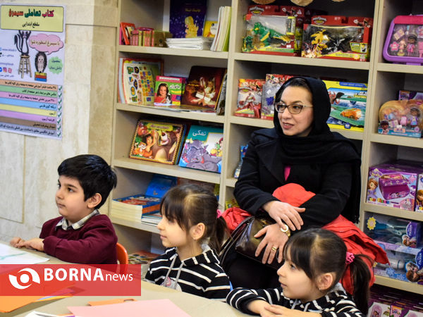 کارگاه شاهنامه‌خوانی گروه نونهالان همایون خبرگزاری برنا در شهر کتاب کرمانشاه