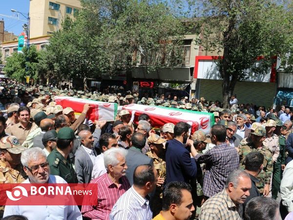 تشییع پیکر شهیدان هنگ مرزی ارومیه