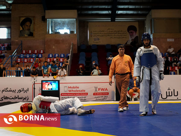 لیگ برتر جوانان و بزرگسالان تکواندو آقایان