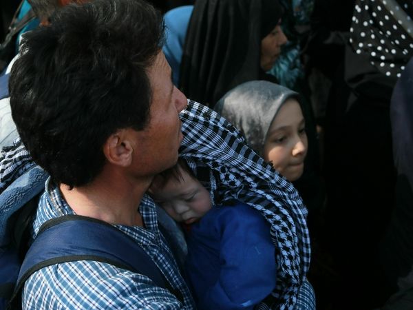 عبور زوار افغانستانی و پاکستانی از مرز شلمچه