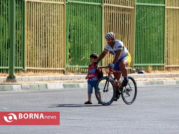 یک روز با دچرخه سواران تهران