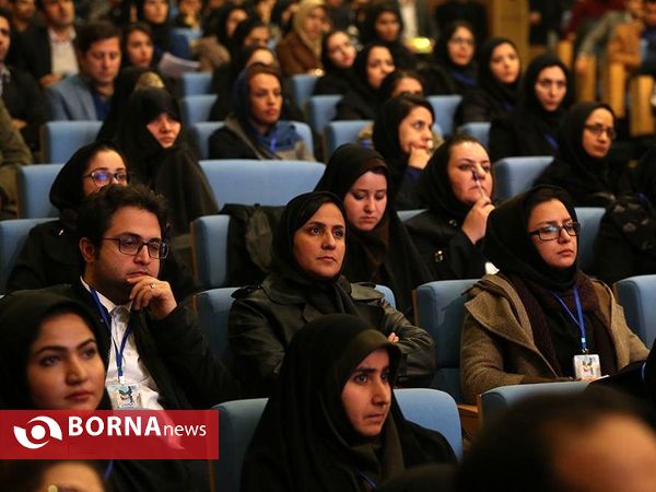 هم اندیشی صمیمانه جوانان با دولت