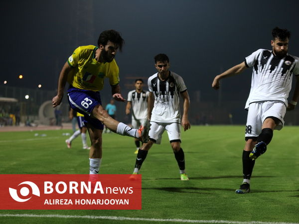 دیدار تیم های فوتبال صنعت نفت - نفت مسجدسلیمان