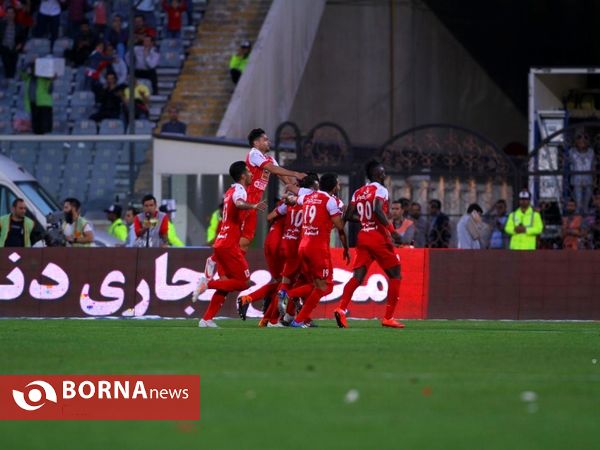 دیدار تیم های فوتبال پرسپولیس- سپیدرود رشت