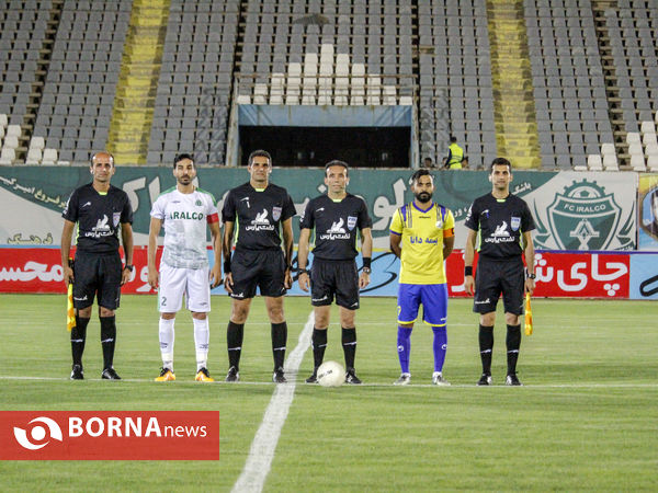 دیدار تیم های فوتبال آلومینیوم اراک-نفت مسجدسلیمان