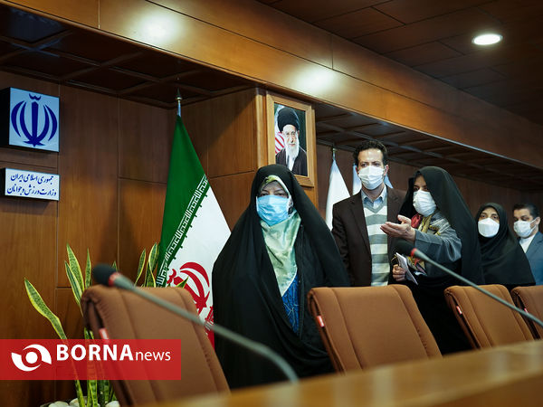 تجلیل از فعالان حوزه ورزش بانوان