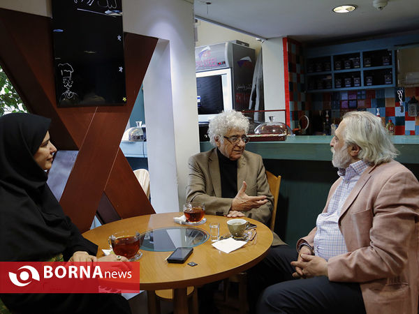 کتابگردی لوریس چکناواریان
