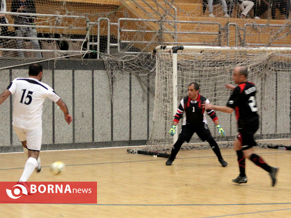 مسابقه فوتسال تیم هنرمندان کشور و  منتخب رسانه های فارس