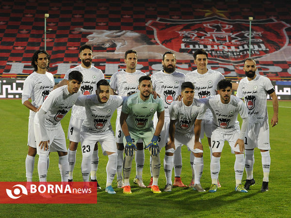 دیدار تیم های فوتبال پرسپولیس - ذوب آهن