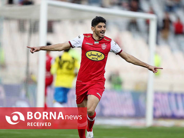 دیدار تیم های فوتبال پرسپولیس - نفت مسجدسلیمان