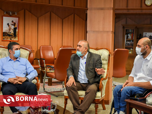 حضور ملی پوشان بسکتبال با ویلچر کشور در دفتر استاندار مرکزی