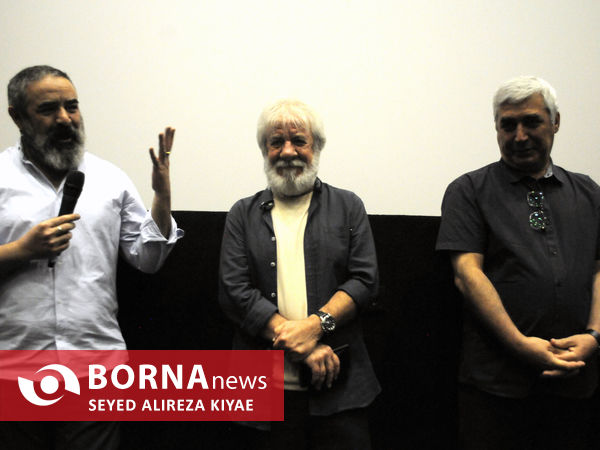 اکران فیلم سینمایی« شب طلایی »