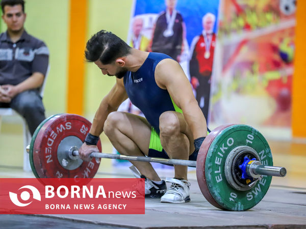 مسابقات وزنه برداری کارگری