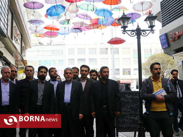 کتابگردی وزیر ارشاد