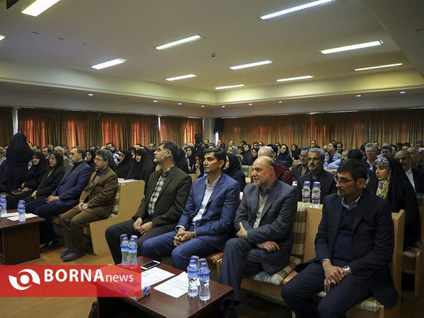 نشست صمیمی "ژاله فرامرزیان" با ایثارگران وزارت ورزش و جوانان