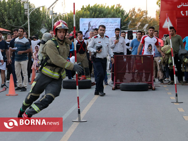 در حاشیه همایش پیاده روی روز ملی آتش نشانی