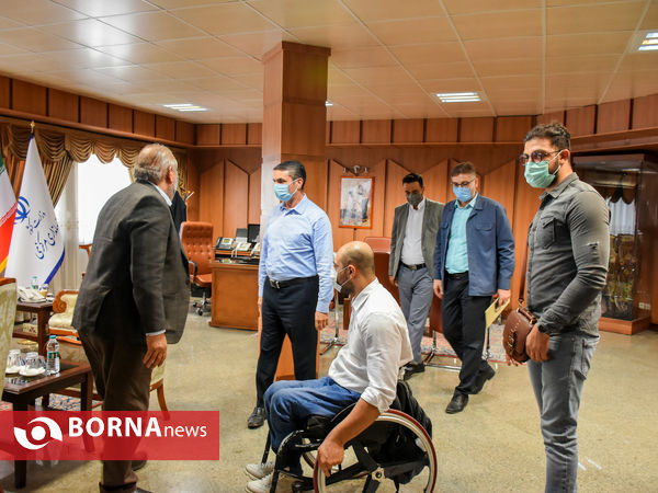 حضور ملی پوشان بسکتبال با ویلچر کشور در دفتر استاندار مرکزی