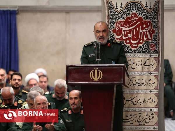 دیدار مجمع عالی فرماندهان سپاه با فرمانده کل قوا