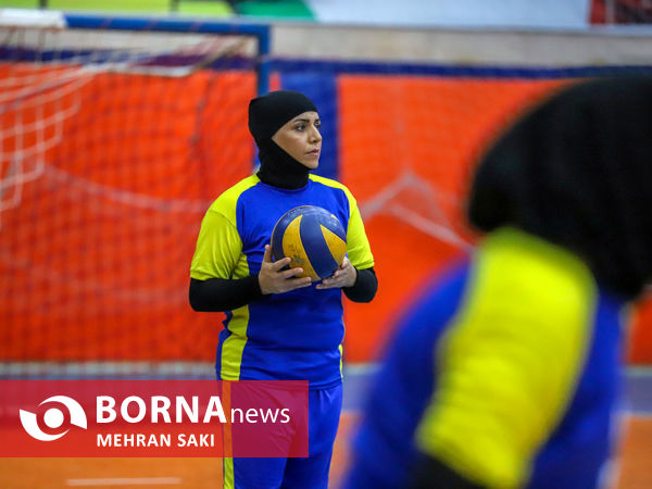 مسابقات والیبال کارگری بانوان