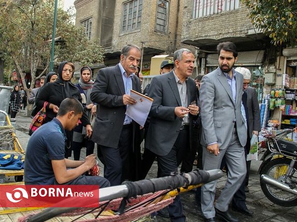 کتابگردی احمد مسجد جامعی