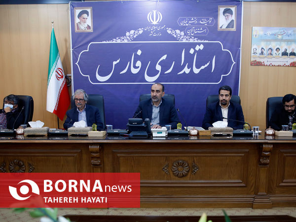 نشست هم اندیشی اصحاب رسانه با معاون سیاسی استانداری فارس