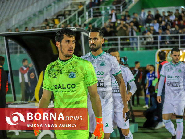 در حاشیه دیدار تیم های فوتبال آلومینیوم - استقلال