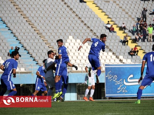 دیدار تیم های آلومینیوم اراک - نیروی زمینی تهران