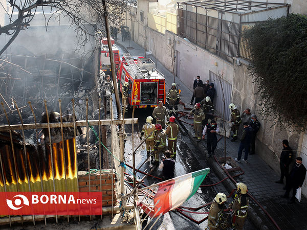 آتش سوزی انبار پنبه در خیابان مولوی تهران