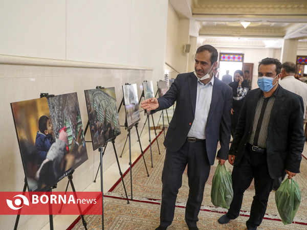 نمایشگاه عکس « کرامت » در حرم شاهچراغ(ع)