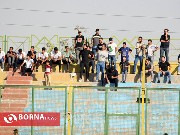 دیدار تیم های فوتبال امید استقلال- پرسپولیس