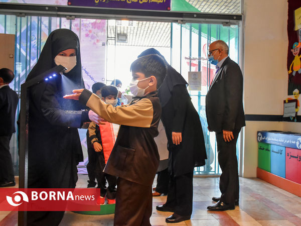 زنگ سال تحصیلی جدید در اراک نواخته شد