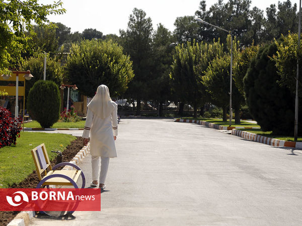 اجرای جمعی از دف نوازان در آسایشگاه کهریزک