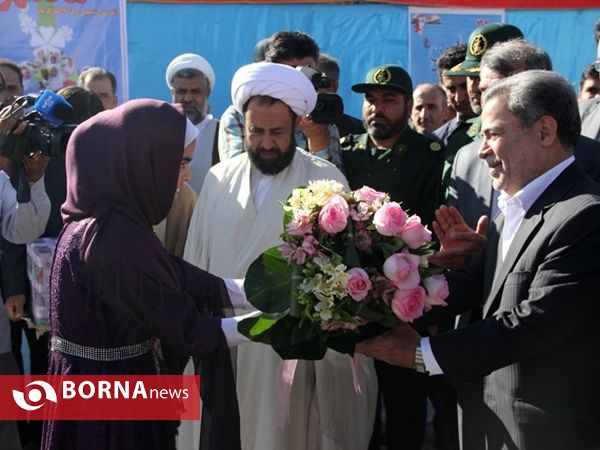 استاندار يزد در خاتم